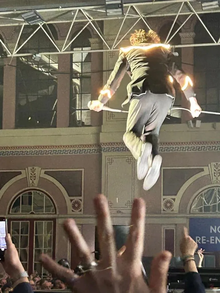 the hives gig alexandra palace 2025