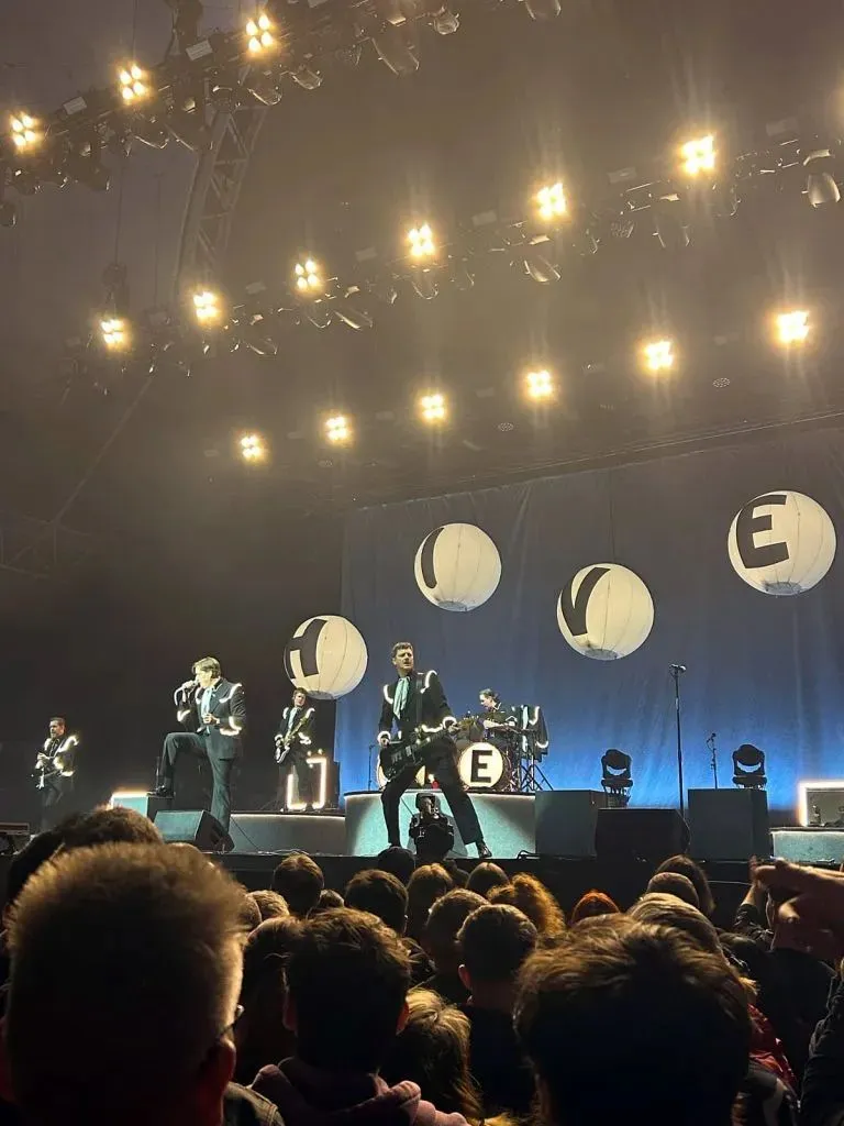 the hives gig alexandra palace 2025