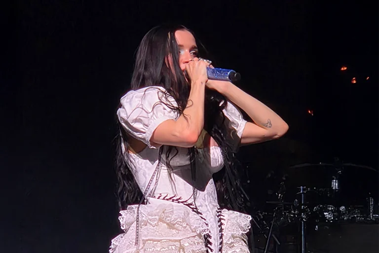 “Chaos, Crowdsurfing and a Beer Lost to the Pit” – Poppy at The Roundhouse, London: Live Review